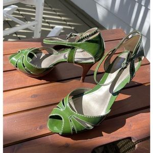 Ann Taylor Green Heels